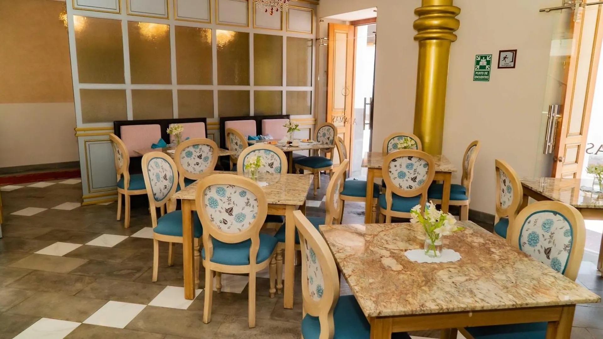 Adamas House Hotel Boutique Quito 4*,  Ecuador