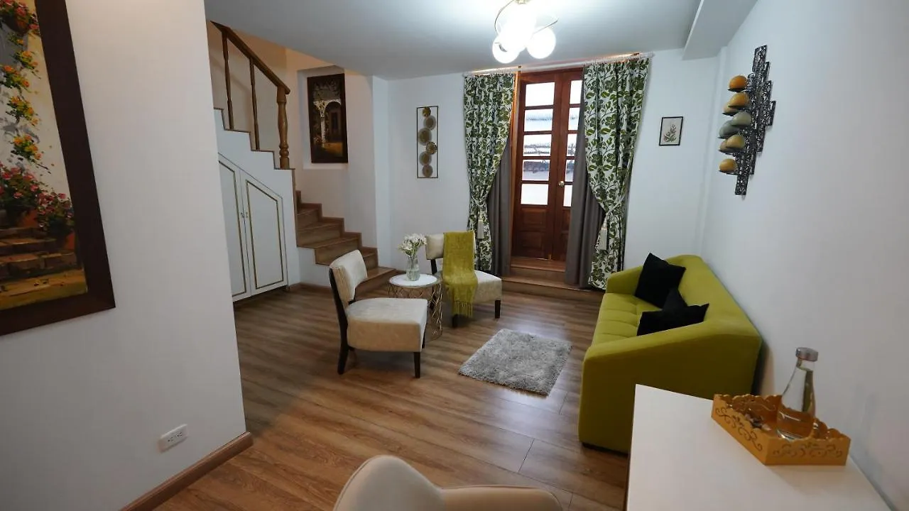 Adamas House Hotel Boutique كويتو الإكوادور